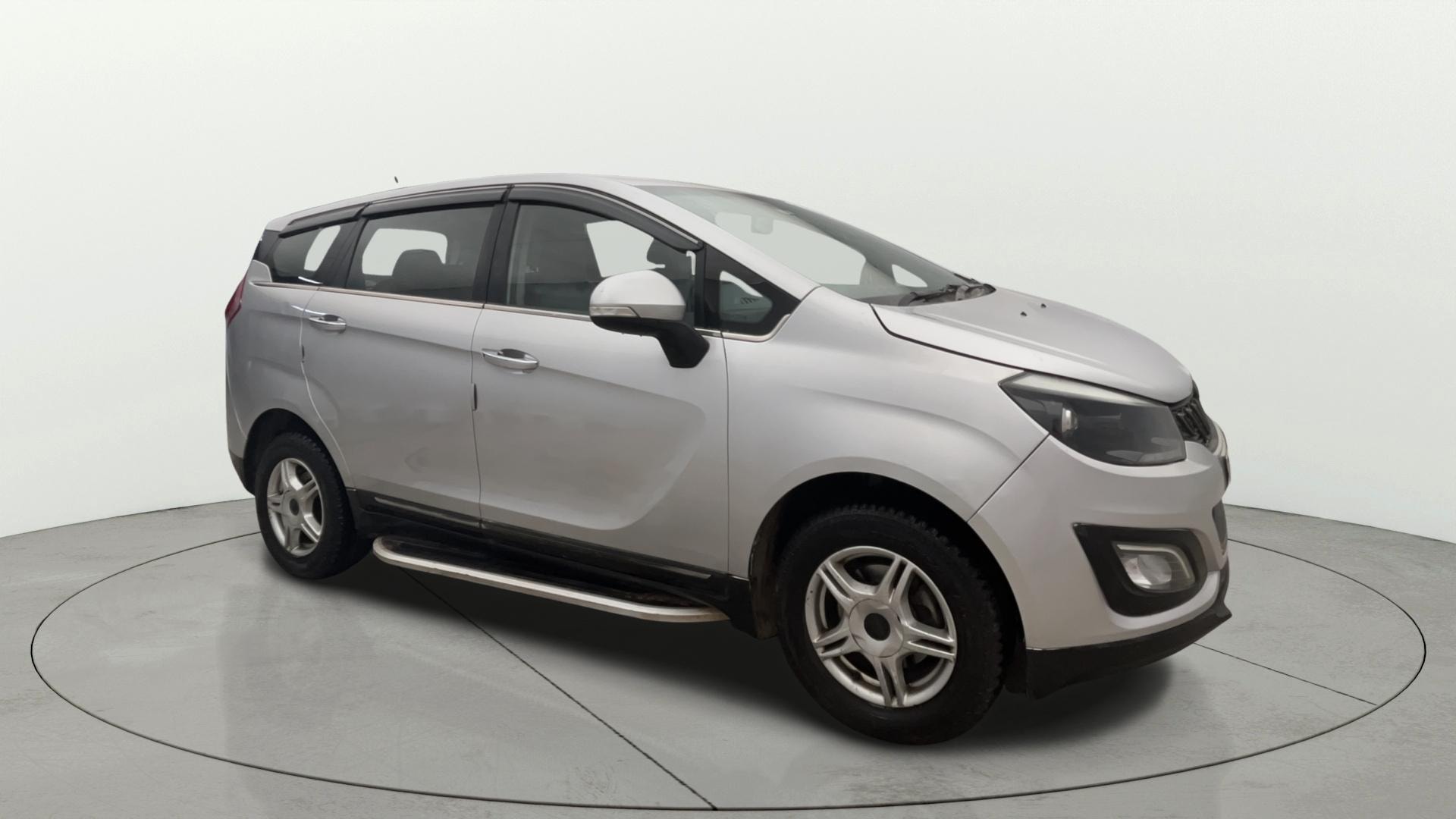 View 2019 Mahindra Marazzo M6 7-Seater Image 22 Used 2019 Mahindra Marazzo M6 7-Seater Image 22