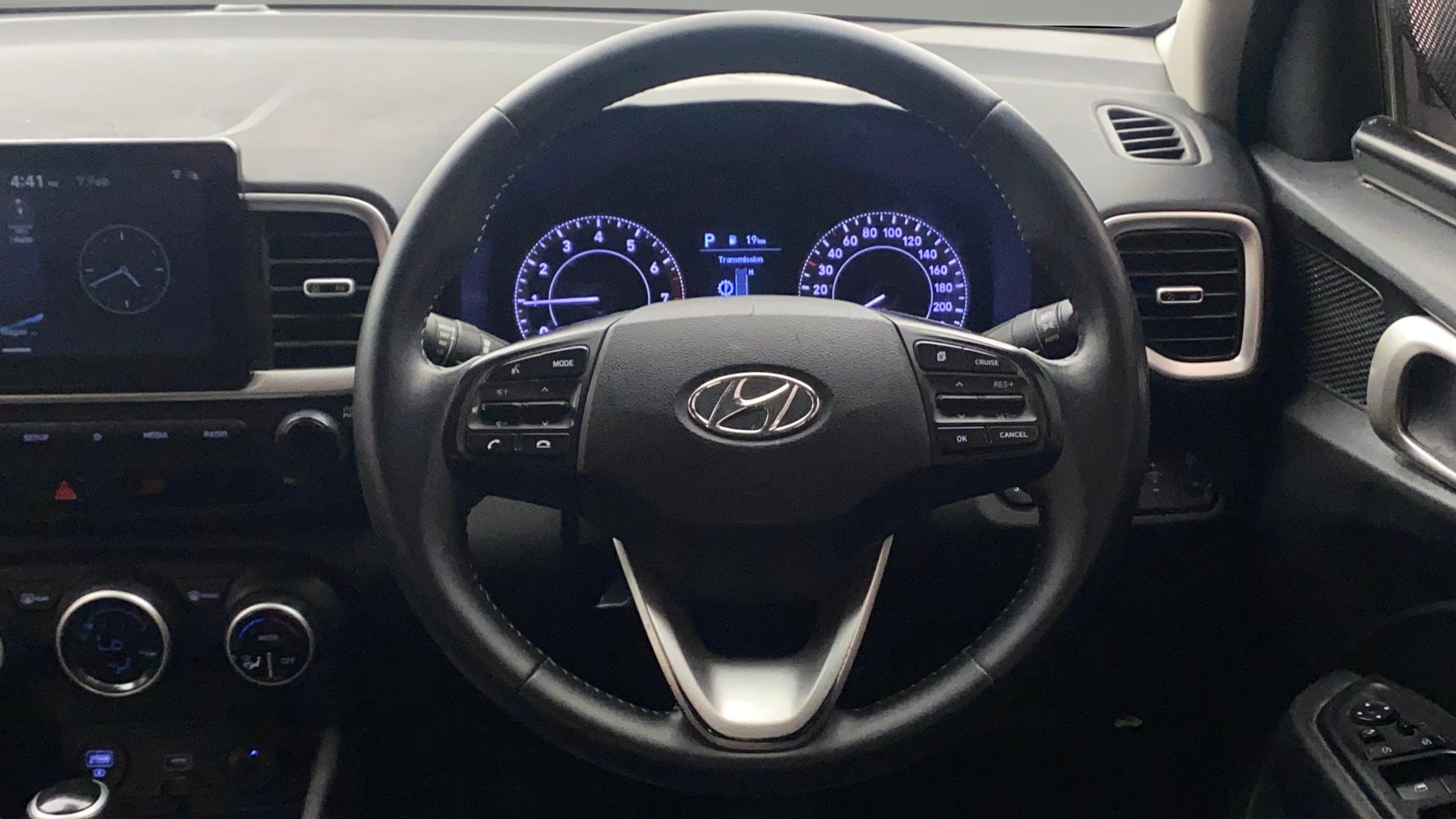 View 2019 Hyundai Venue SX Plus 1.0 Petrol AT Image 21 Used 2019 Hyundai Venue SX Plus 1.0 Petrol AT Image 21