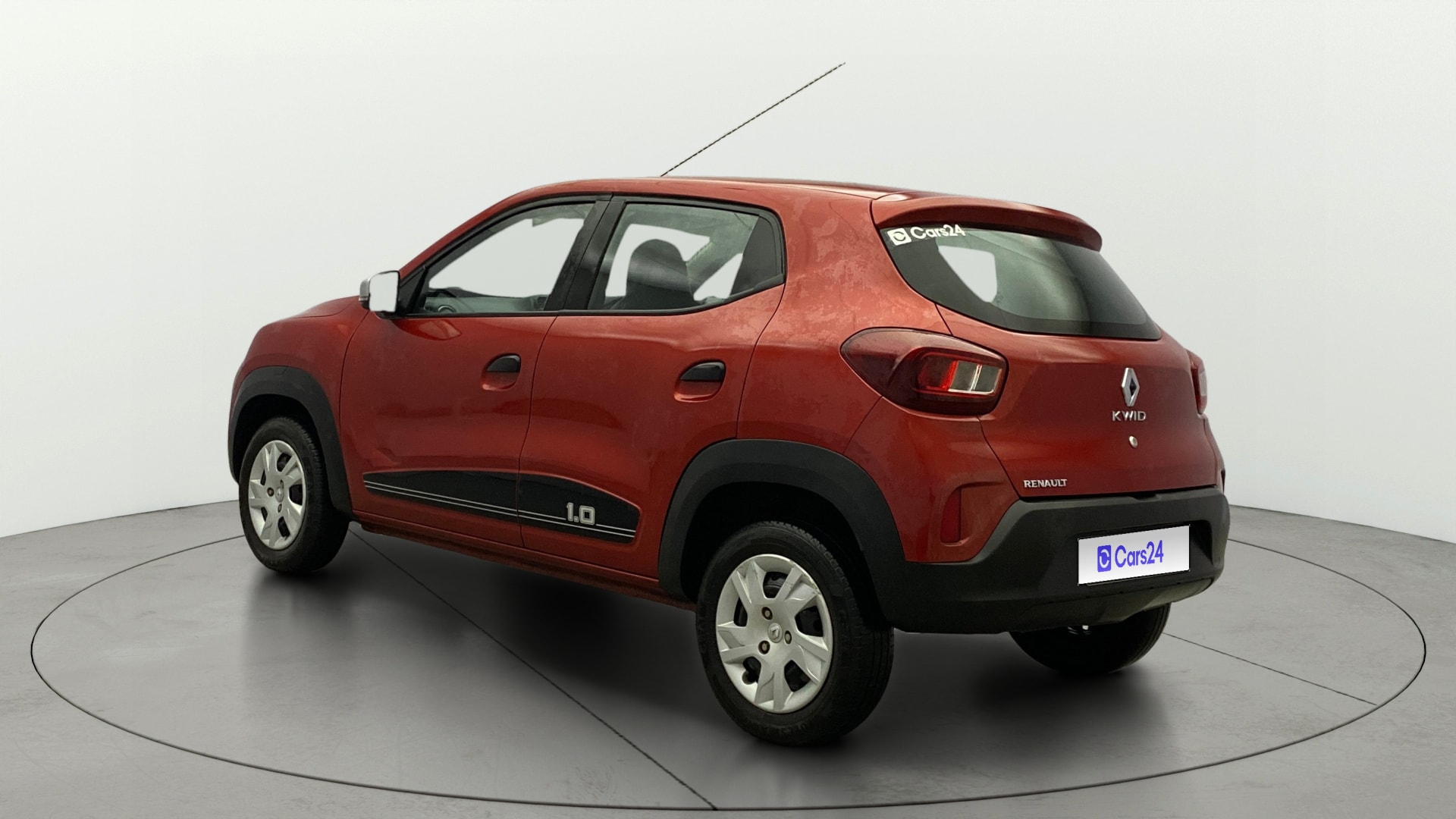 View 2024 Renault Kwid RXT 1.0 Image 2 Used 2024 Renault Kwid RXT 1.0 Image 2