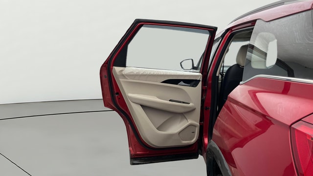 View MG Hector Image 15 Used MG Hector Image 15