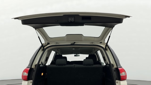View Tata Hexa Image 17 Used Tata Hexa Image 17