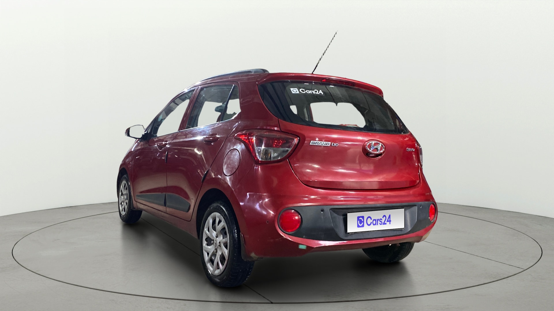 View 2018 Hyundai Grand i10 Sportz 1.2 Kappa Image 2 Used 2018 Hyundai Grand i10 Sportz 1.2 Kappa Image 2