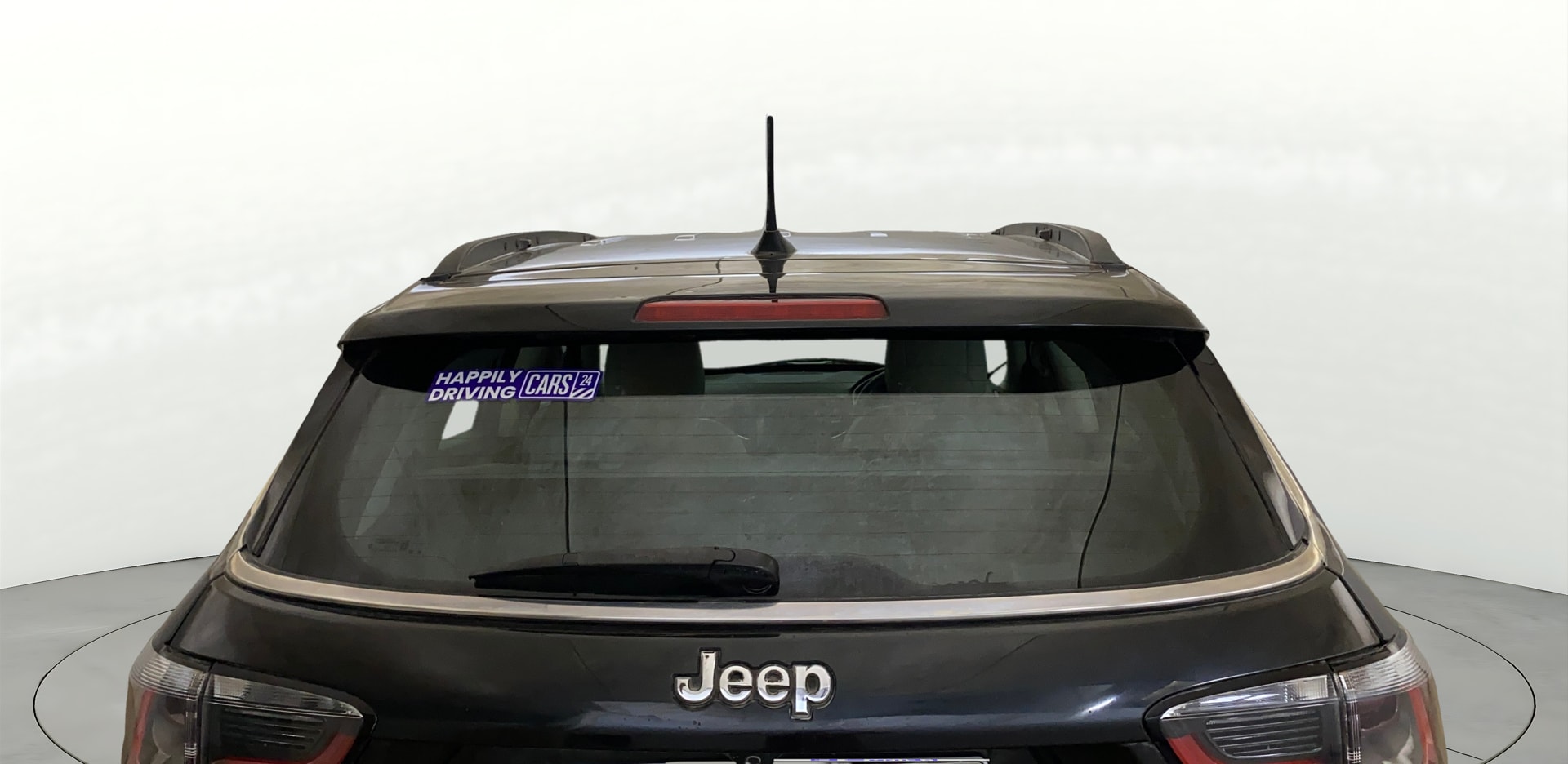 View 2017 Jeep Compass Limited (O)1.4 Multi AIR Petrol DDCT AT BS IV Image 4 Used 2017 Jeep Compass Limited (O)1.4 Multi AIR Petrol DDCT AT BS IV Image 4