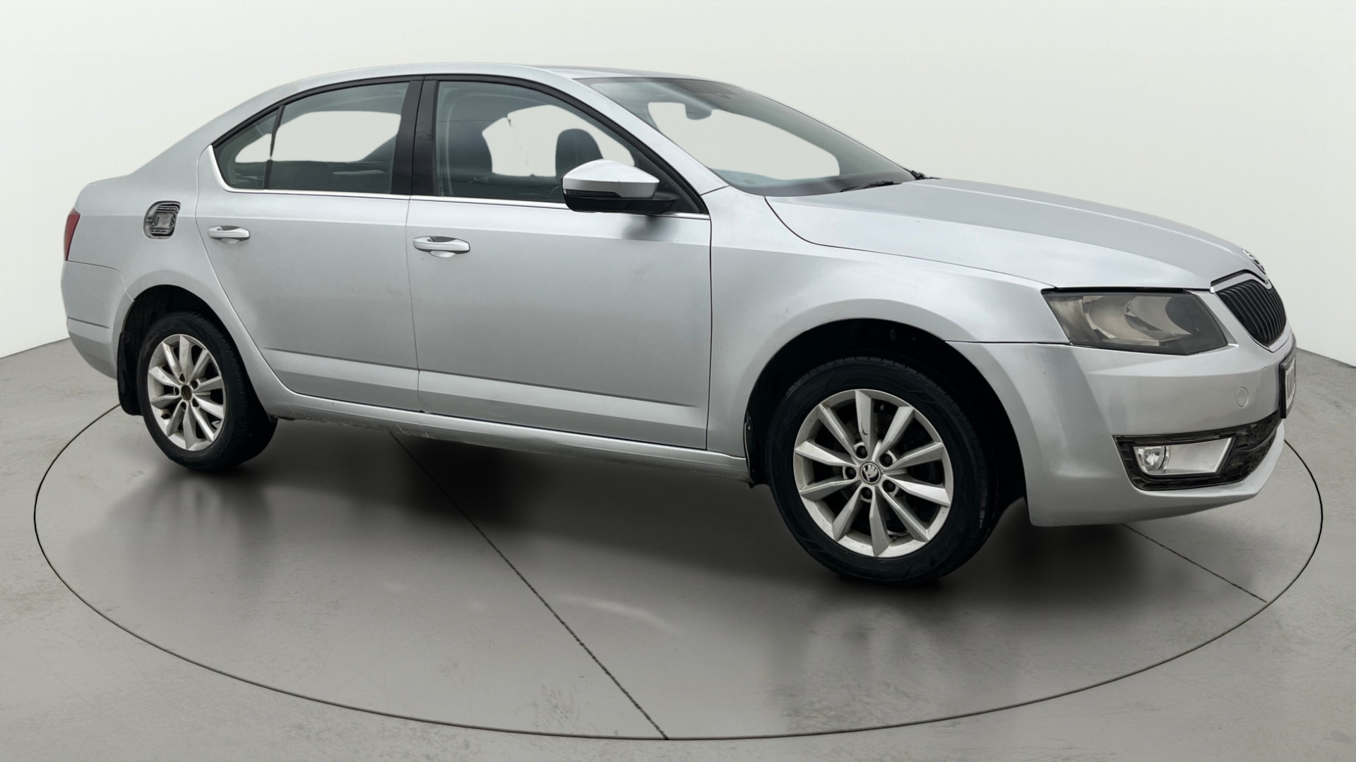 View 2015 Skoda Octavia 1.4 Ambition TSI MT Image 21 Used 2015 Skoda Octavia 1.4 Ambition TSI MT Image 21