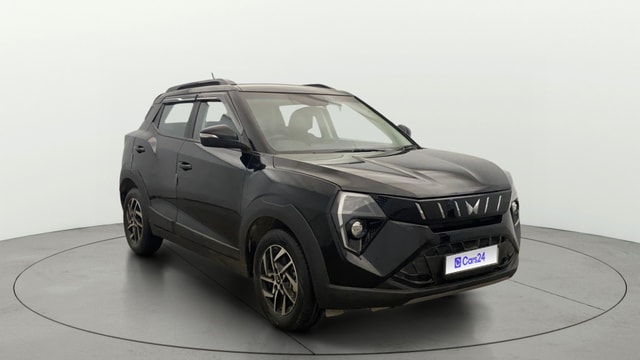 View Mahindra XUV 3XO Image 14 Used Mahindra XUV 3XO Image 14