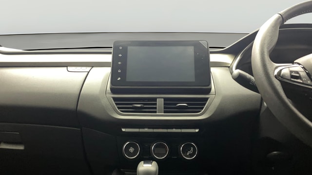View Renault Kiger Image 17 Used Renault Kiger Image 17