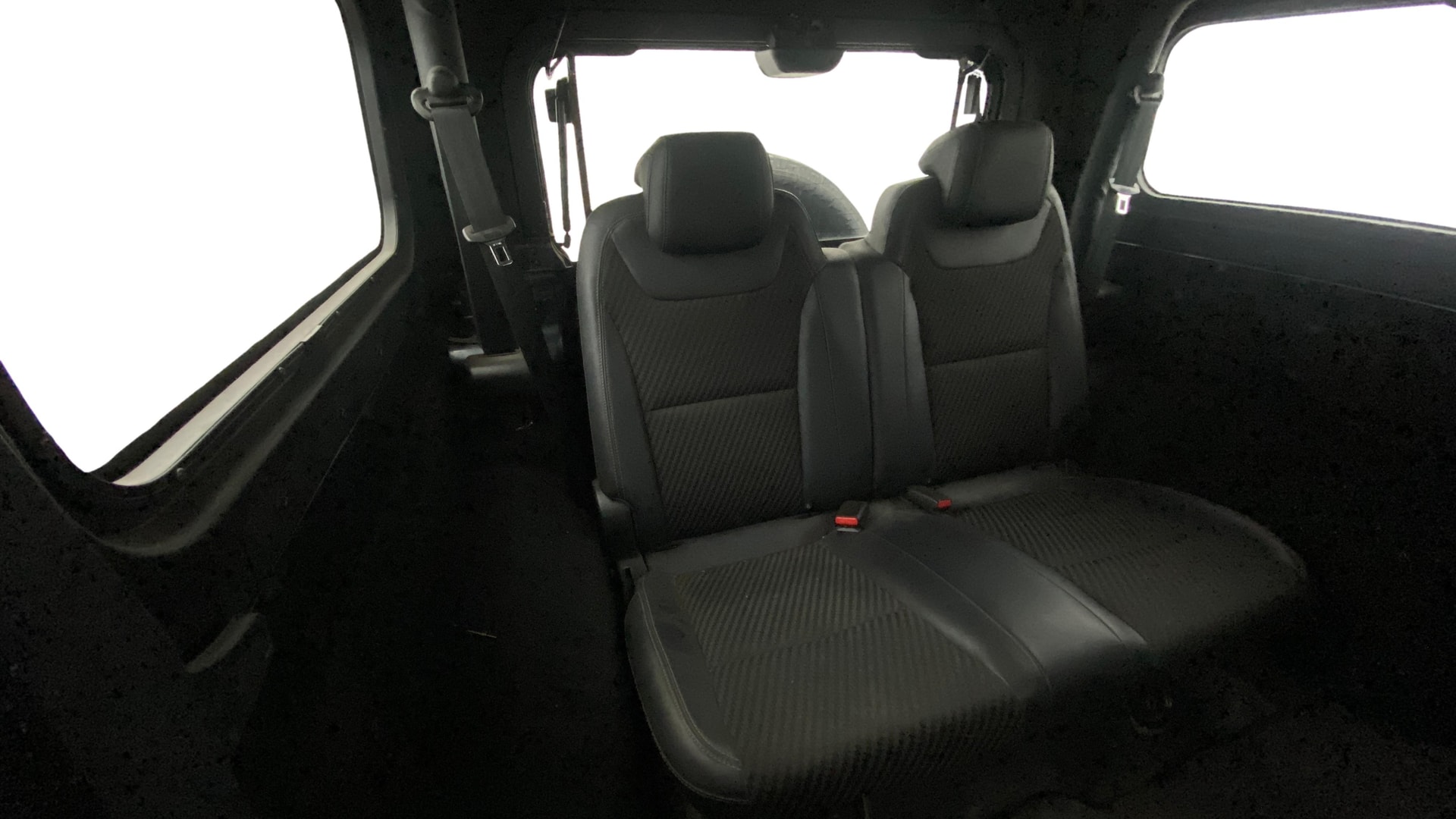 View 2023 Mahindra Thar AX Standard Manual Soft Top 6 Seater Image 28 Used 2023 Mahindra Thar AX Standard Manual Soft Top 6 Seater Image 28