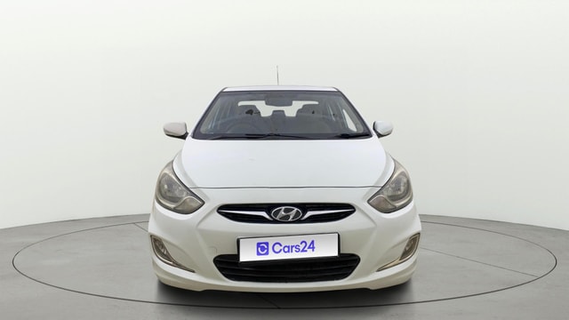 View Hyundai Fluidic Verna Image 1 Used Hyundai Fluidic Verna Image 1