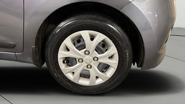 View Hyundai Grand i10 Image 39 Used Hyundai Grand i10 Image 39