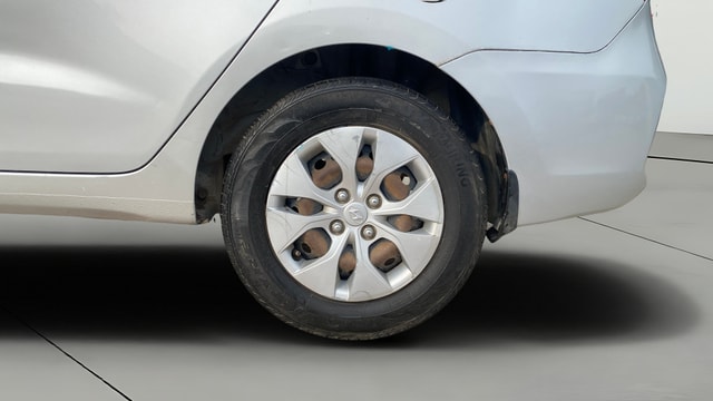 View Hyundai Xcent Image 11 Used Hyundai Xcent Image 11