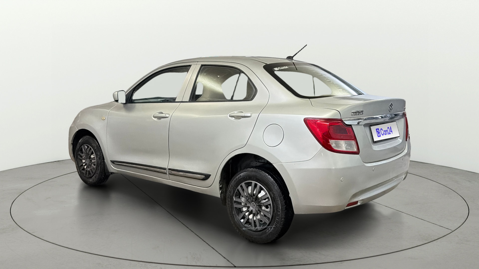 View 2018 Maruti Suzuki 1000 Base Variant Image 2 Used 2018 Maruti Suzuki 1000 Base Variant Image 2
