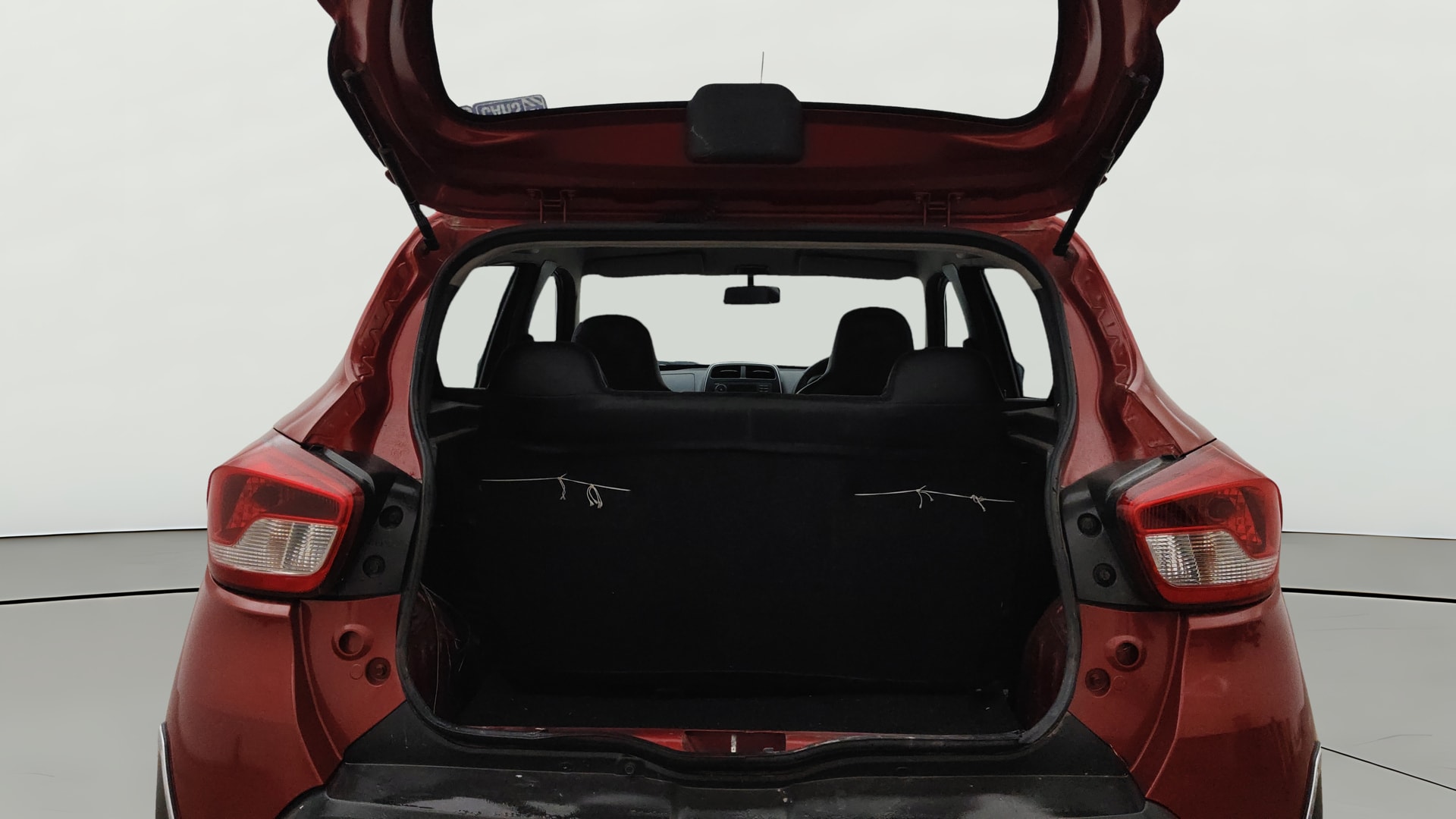 View 2018 Renault Kwid RXL 1.0 AMT BS IV Image 36 Used 2018 Renault Kwid RXL 1.0 AMT BS IV Image 36