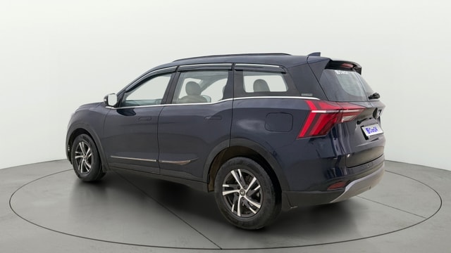 View Mahindra XUV700 Image 2 Used Mahindra XUV700 Image 2