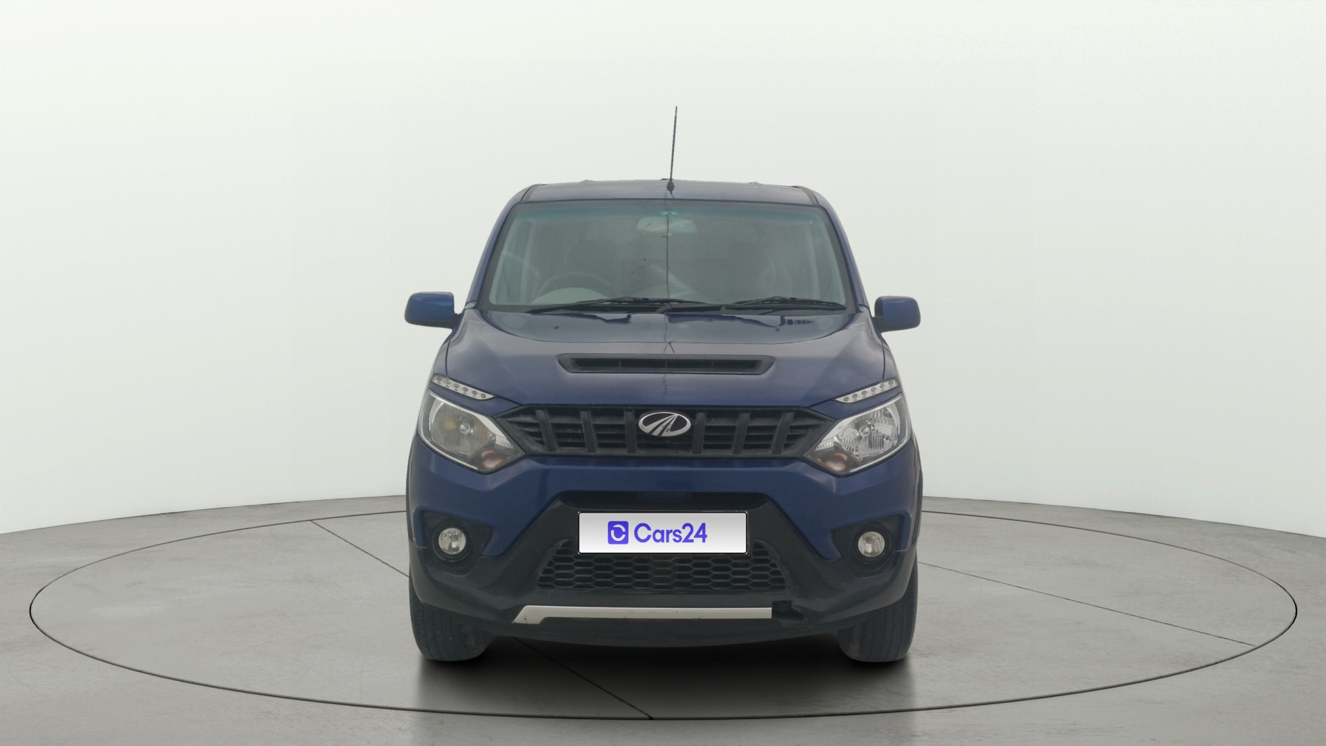 Used 2016 Mahindra NuvoSport Used 2016 Mahindra NuvoSport