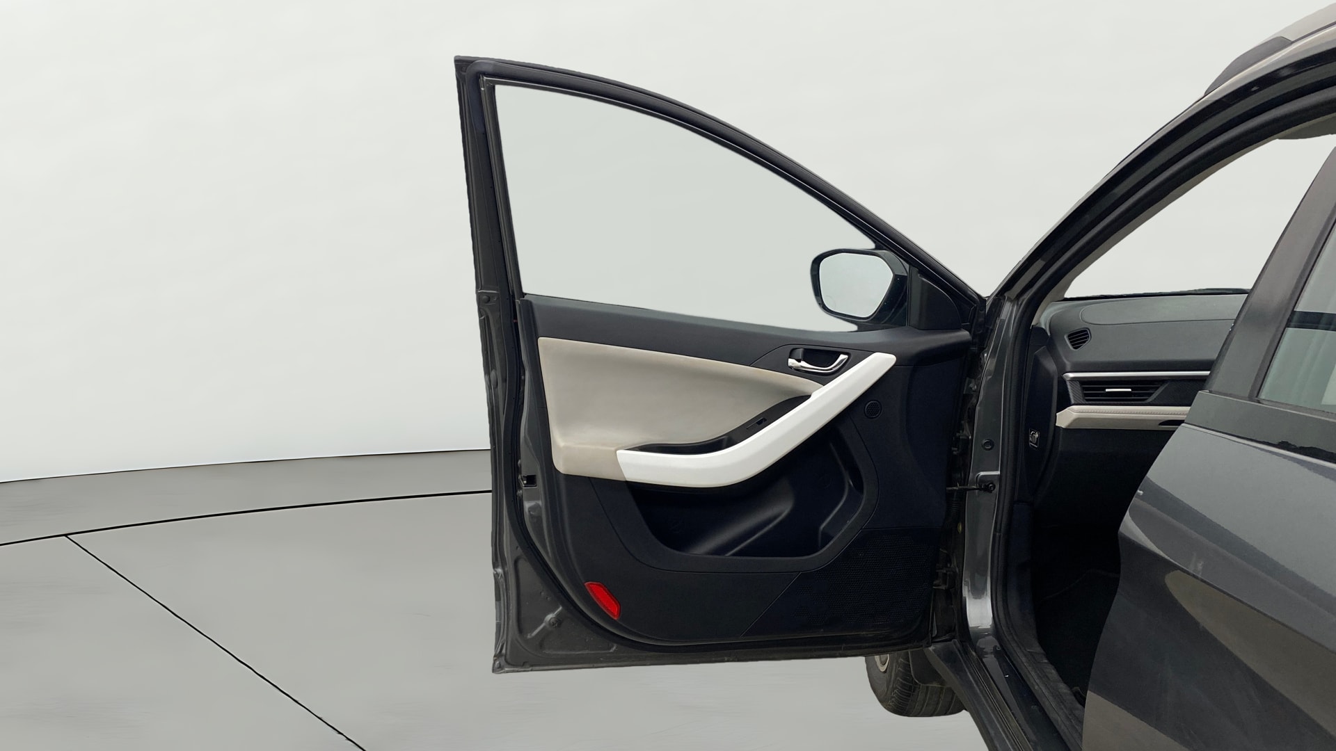 View 2024 Tata Nexon Revotron XE Image 32 Used 2024 Tata Nexon Revotron XE Image 32
