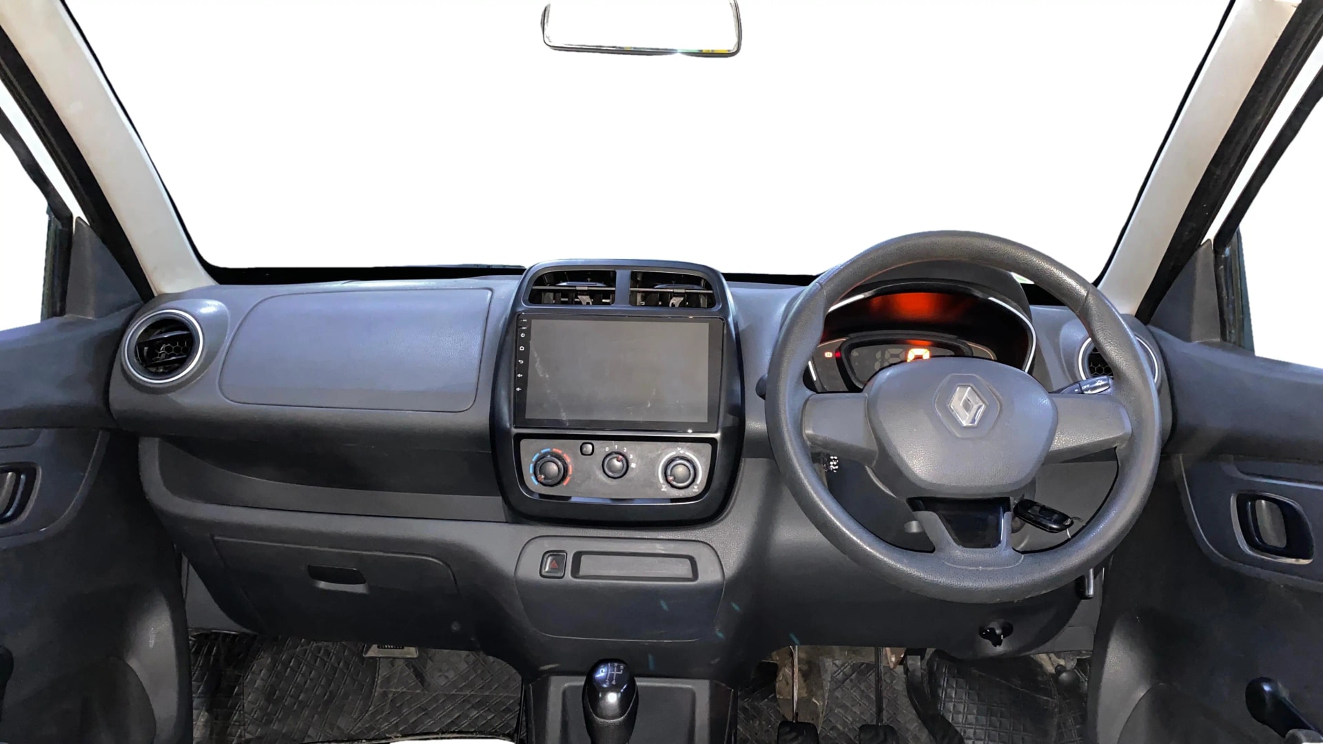 View 2018 Renault Kwid RXL Image 15 Used 2018 Renault Kwid RXL Image 15