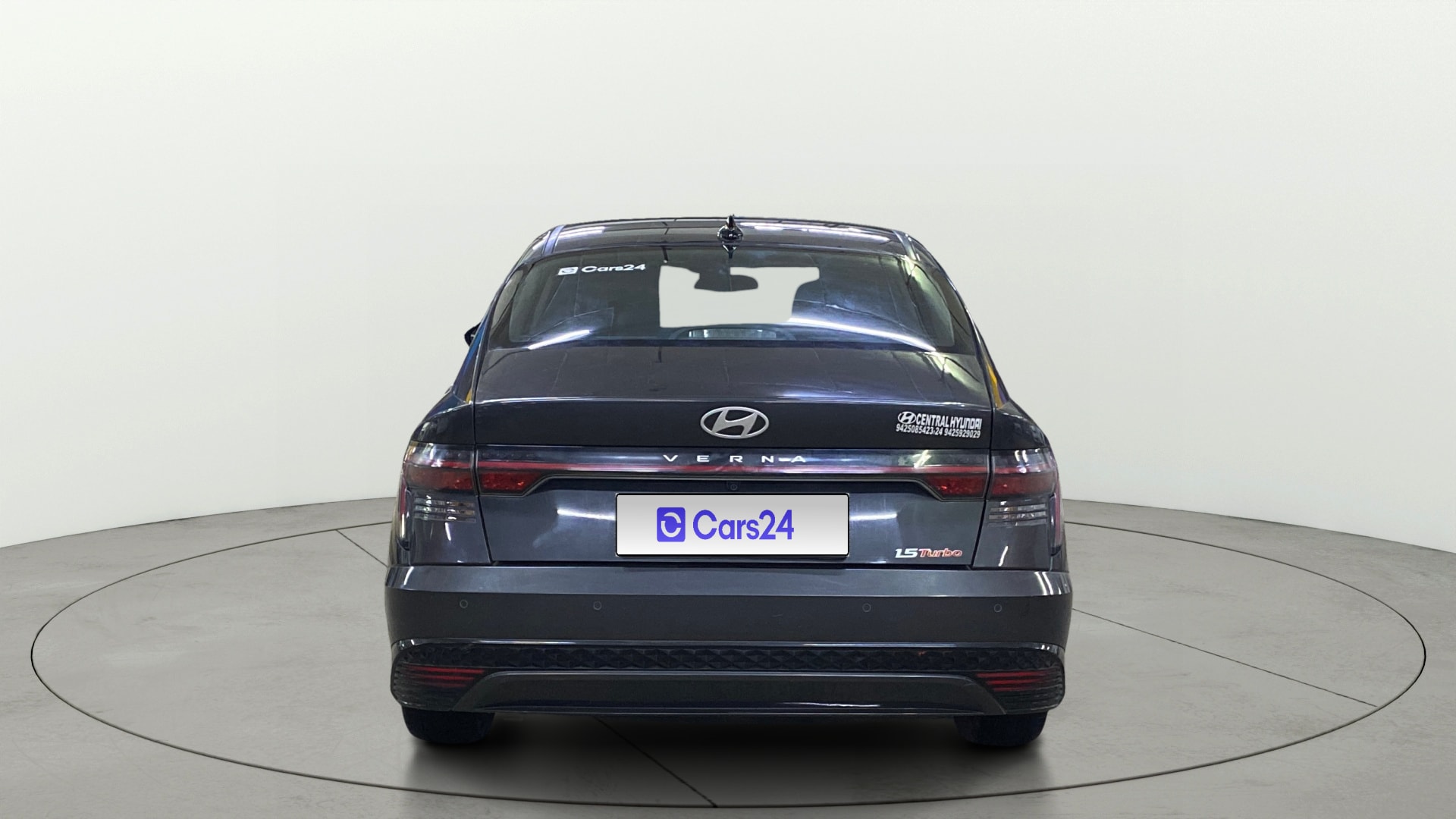 Used 2023 Hyundai Verna Used 2023 Hyundai Verna