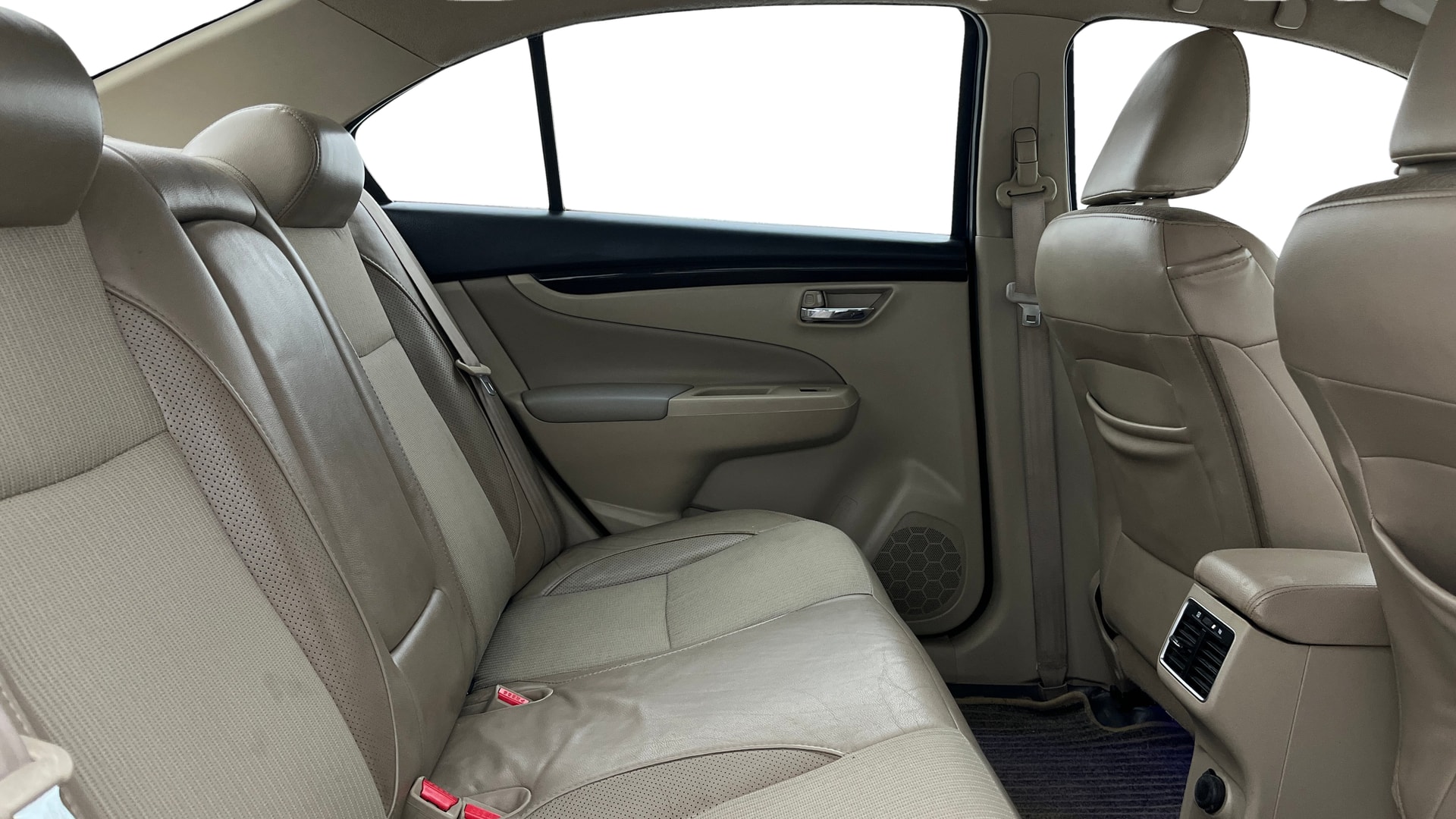 View 2018 Maruti Suzuki 1000 Base Variant Image 34 Used 2018 Maruti Suzuki 1000 Base Variant Image 34