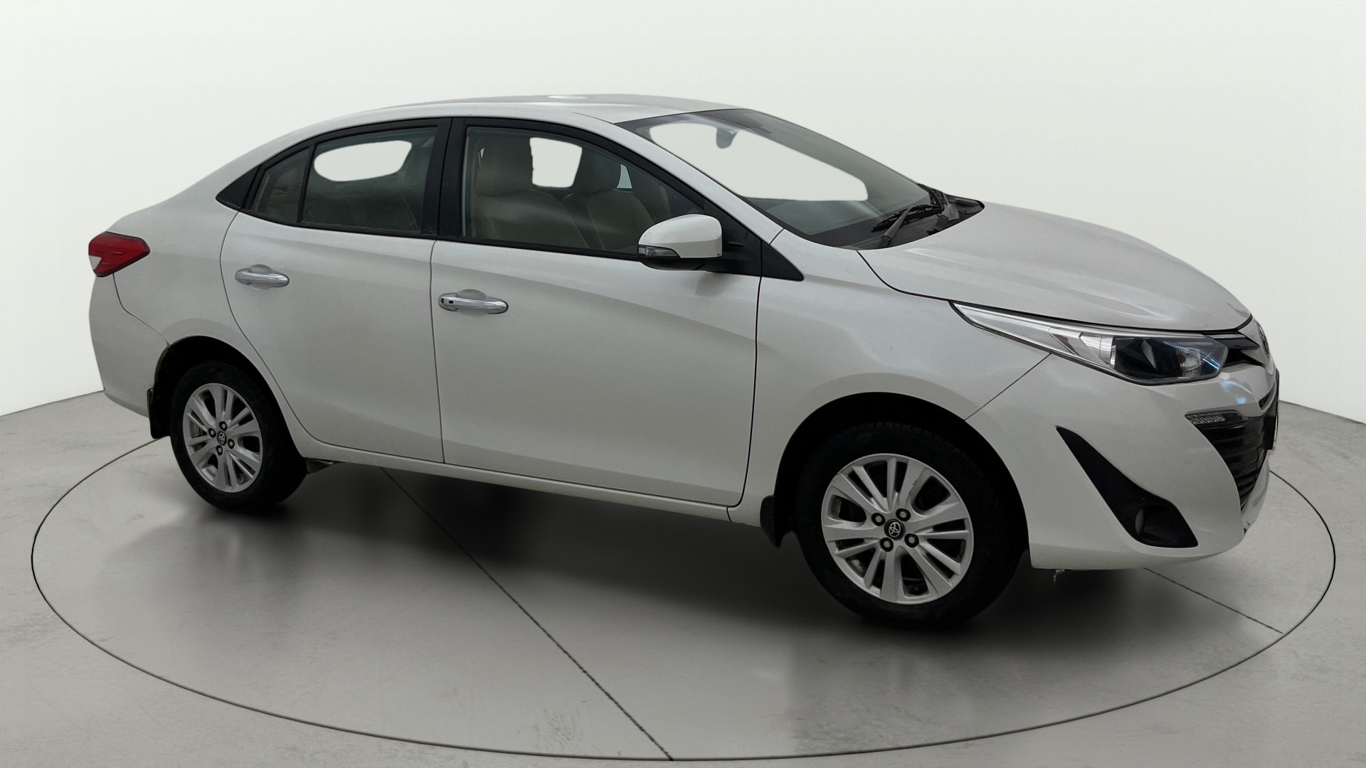 View 2018 Toyota Yaris VX CVT Image 22 Used 2018 Toyota Yaris VX CVT Image 22