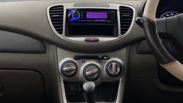 View Hyundai i10 Image 17 Used Hyundai i10 Image 17