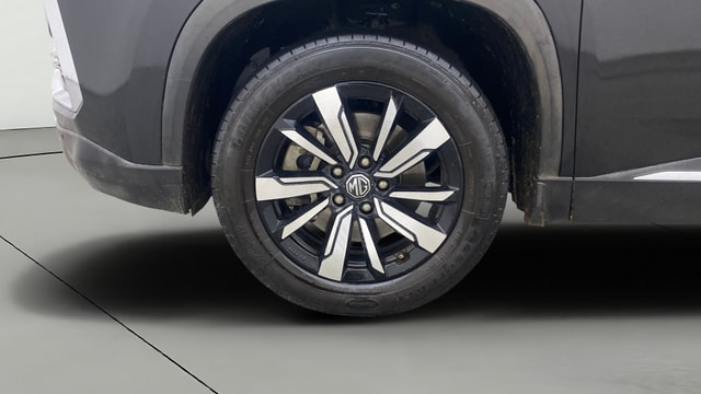 View MG Hector Image 30 Used MG Hector Image 30