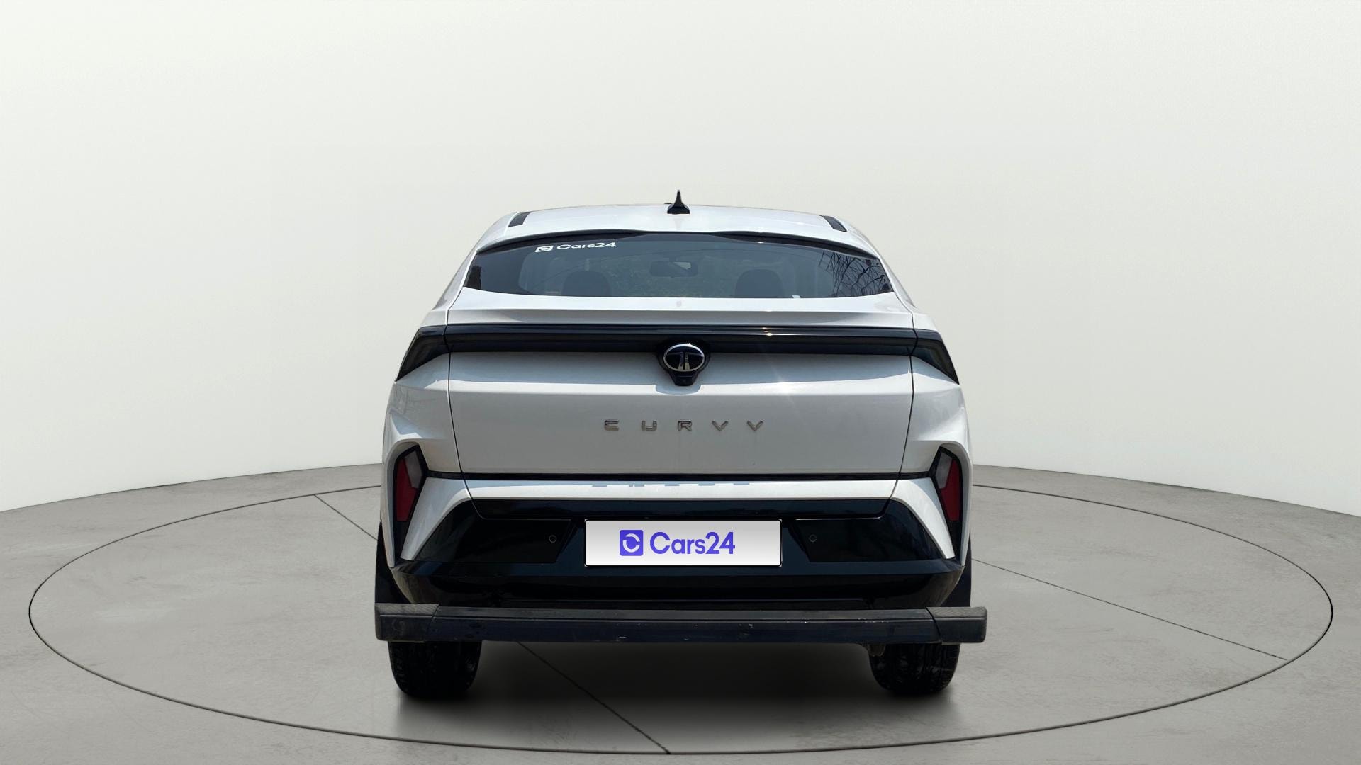View 2025 Tata Curvv Smart 1.2 Revotron Petrol 6MT Image 40 Used 2025 Tata Curvv Smart 1.2 Revotron Petrol 6MT Image 40