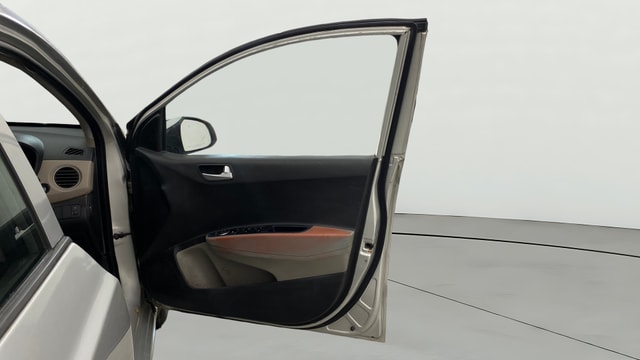 View Hyundai Grand i10 Image 43 Used Hyundai Grand i10 Image 43