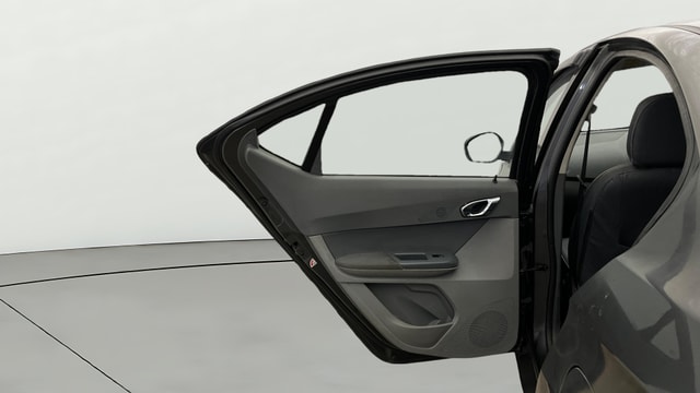 View Tata Tigor Image 14 Used Tata Tigor Image 14