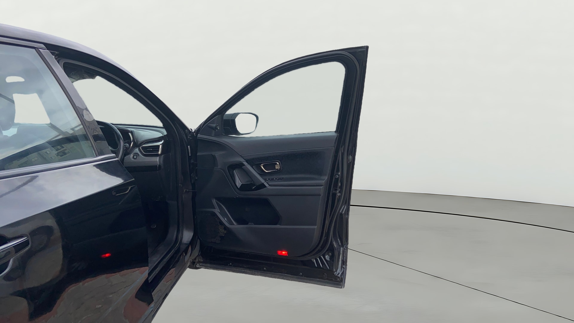 View 2022 Tata Harrier XE Image 47 Used 2022 Tata Harrier XE Image 47
