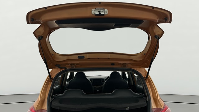 View Hyundai Grand i10 Image 16 Used Hyundai Grand i10 Image 16