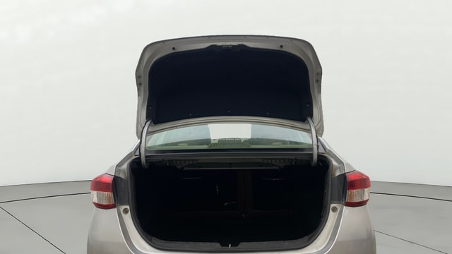 View Toyota Yaris Image 16 Used Toyota Yaris Image 16
