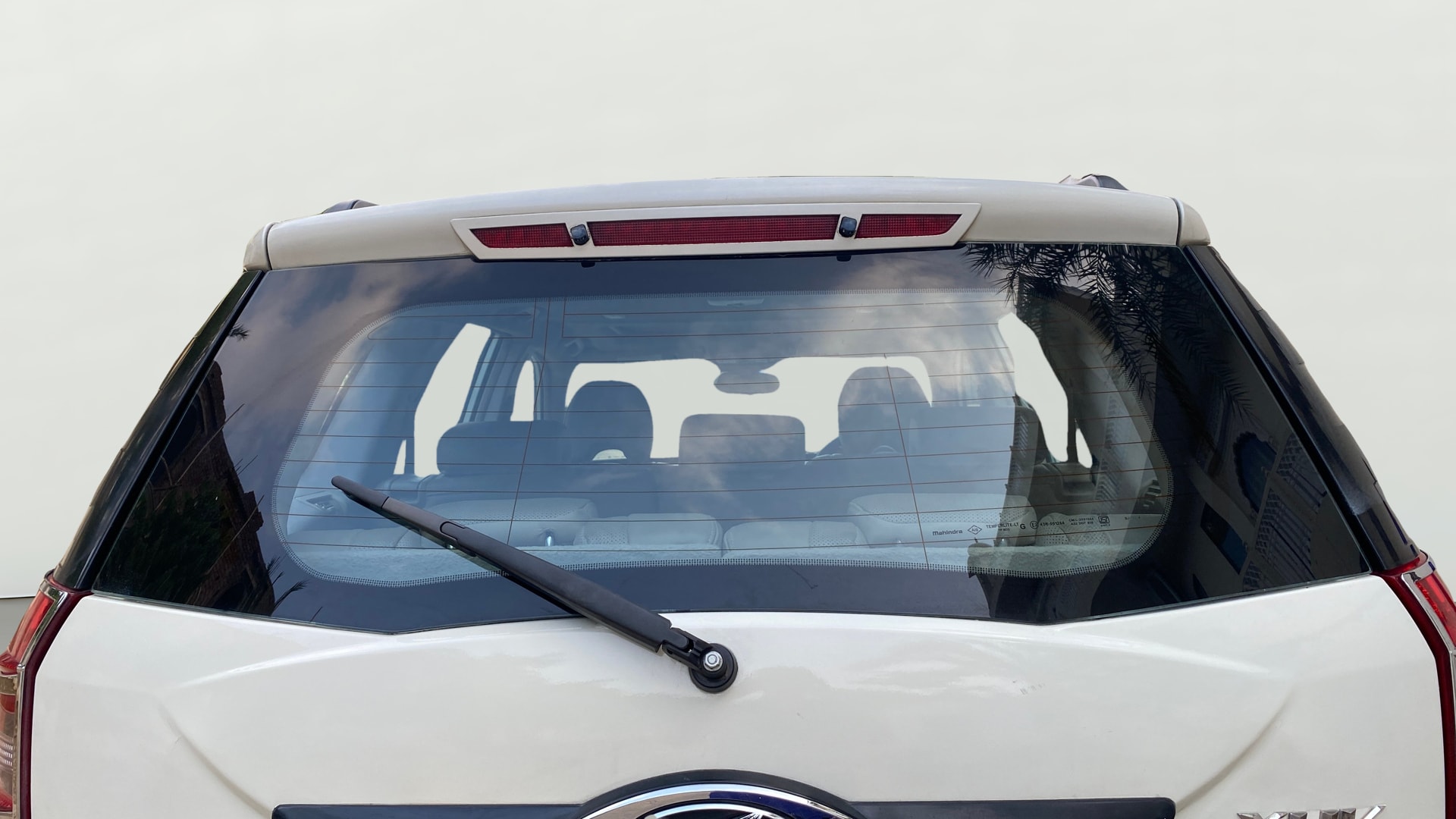 View 2016 Mahindra XUV500 W10 FWD Image 5 Used 2016 Mahindra XUV500 W10 FWD Image 5
