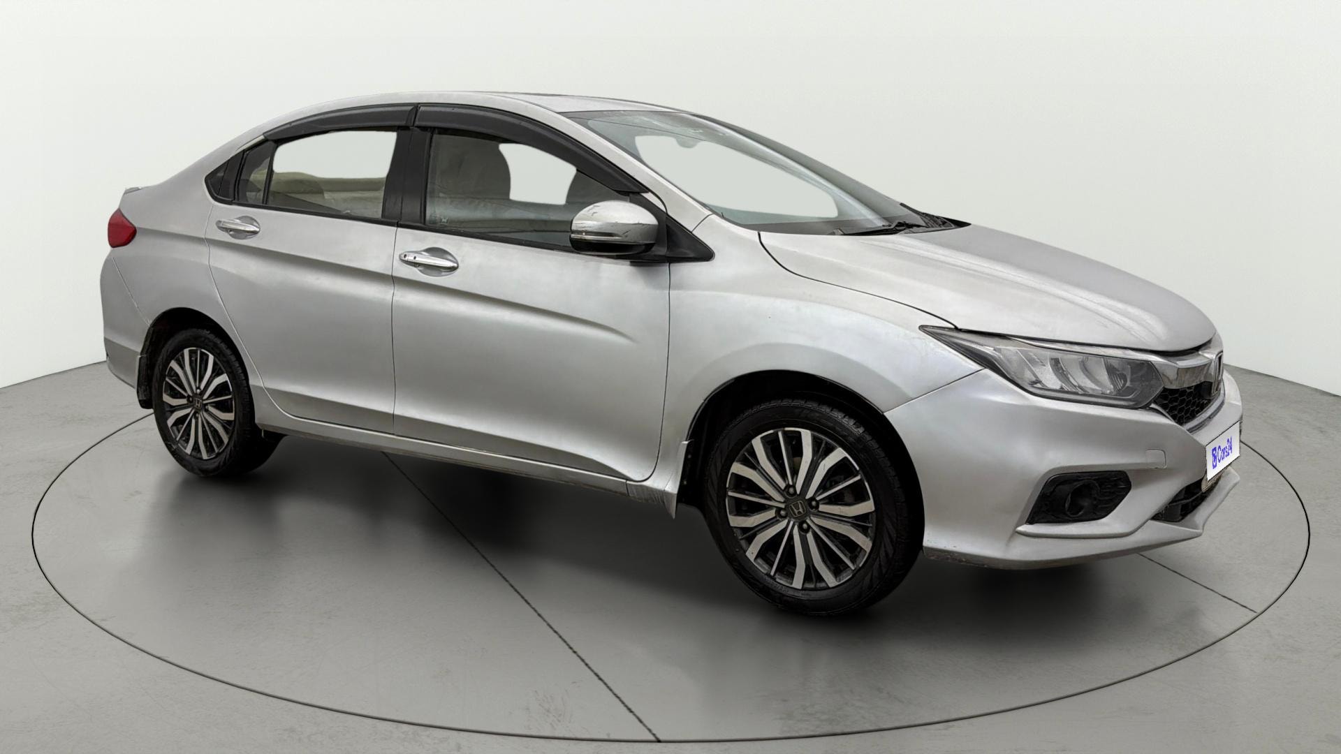 View 2017 Honda City ZX MT Diesel Anniversary Edition Image 14 Used 2017 Honda City ZX MT Diesel Anniversary Edition Image 14