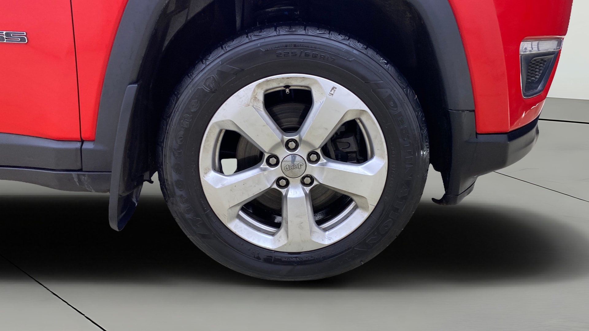 View 2019 Jeep Compass Limited 1.4 Multi AIR Petrol DDCT AT BS IV Image 41 Used 2019 Jeep Compass Limited 1.4 Multi AIR Petrol DDCT AT BS IV Image 41