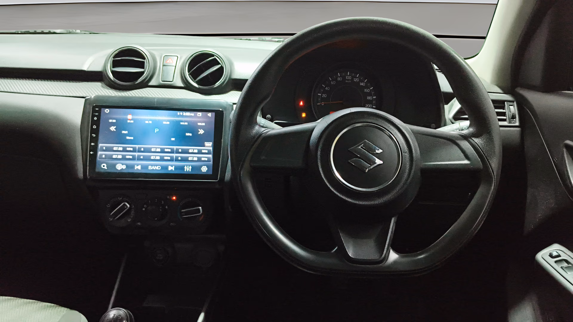 View 2023 Maruti Suzuki 1000 Base Variant Image 20 Used 2023 Maruti Suzuki 1000 Base Variant Image 20