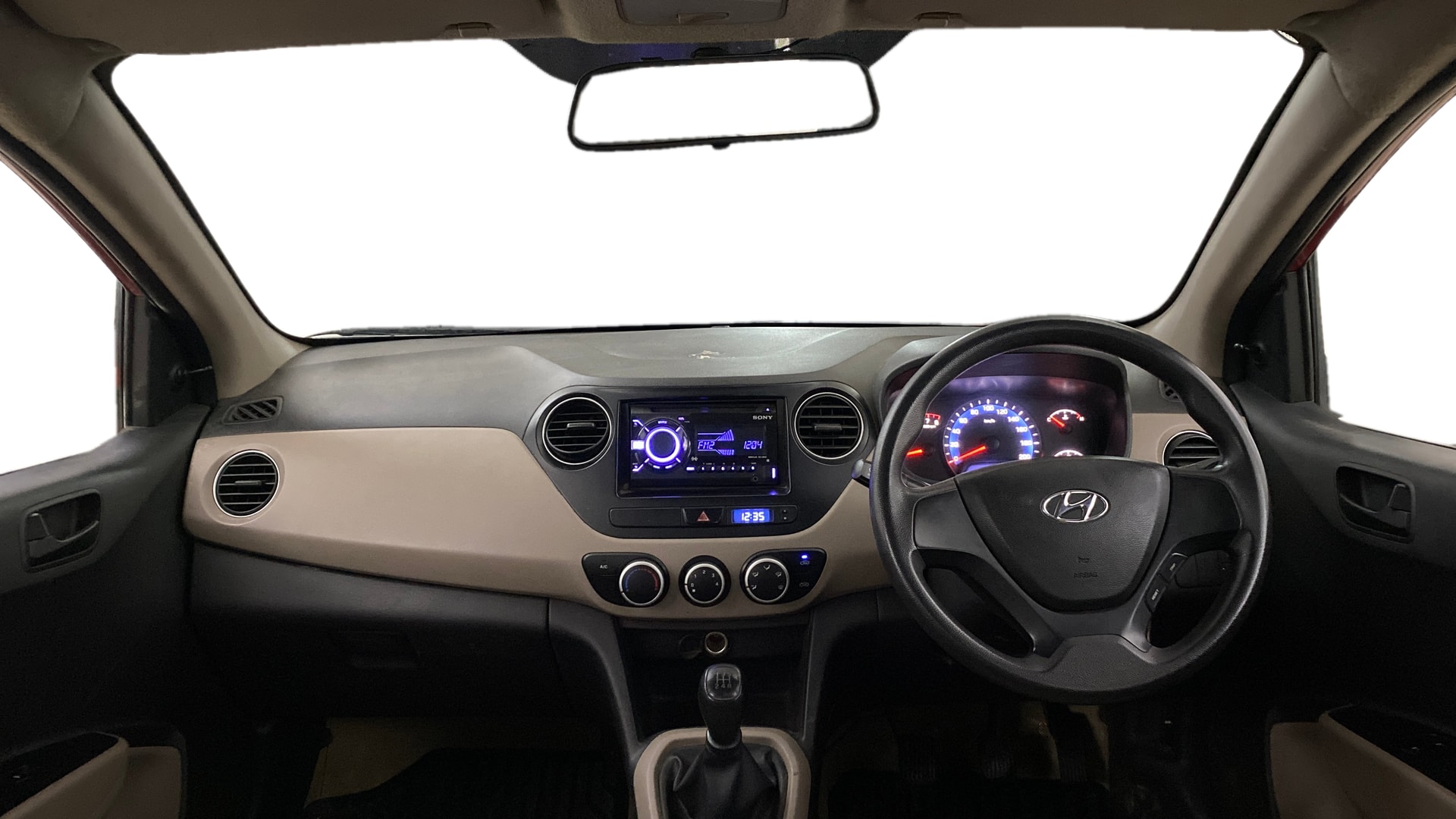 View 2016 Hyundai Xcent Base Petrol Image 15 Used 2016 Hyundai Xcent Base Petrol Image 15