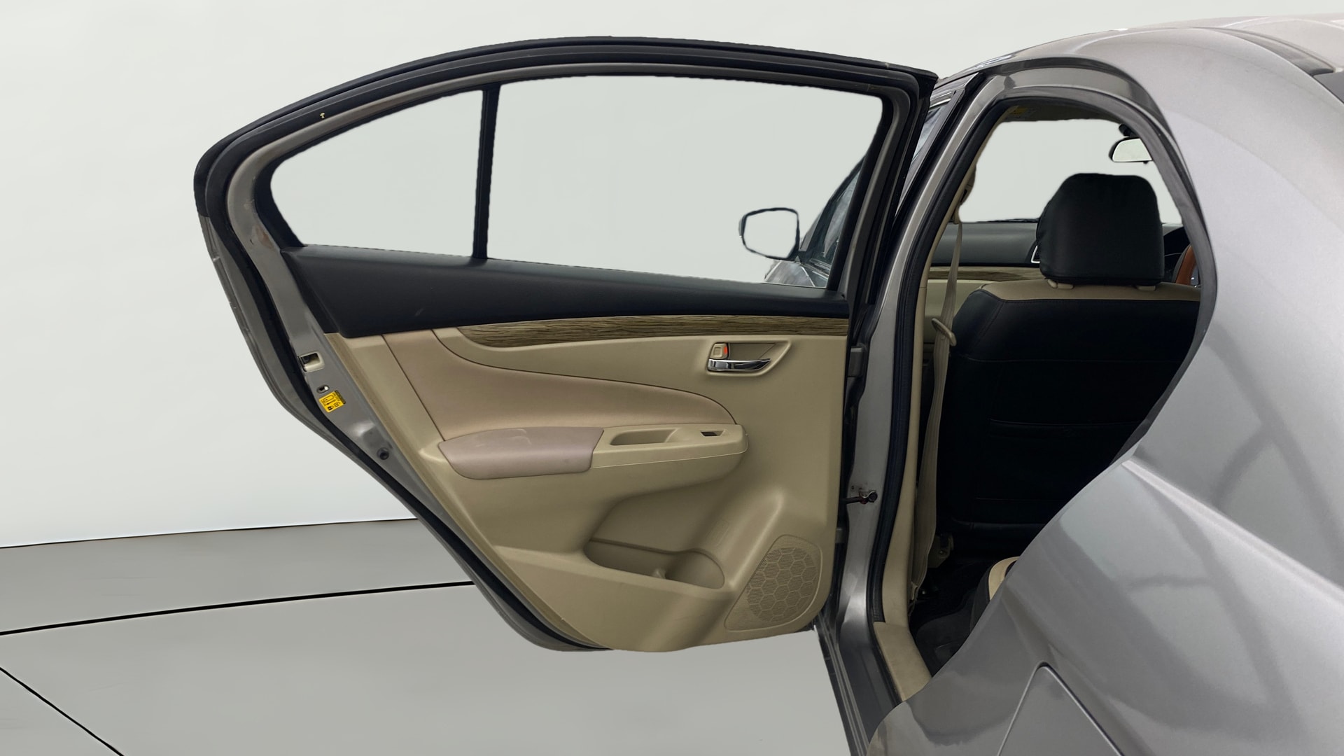 View 2021 Maruti Suzuki 1000 Base Variant Image 23 Used 2021 Maruti Suzuki 1000 Base Variant Image 23