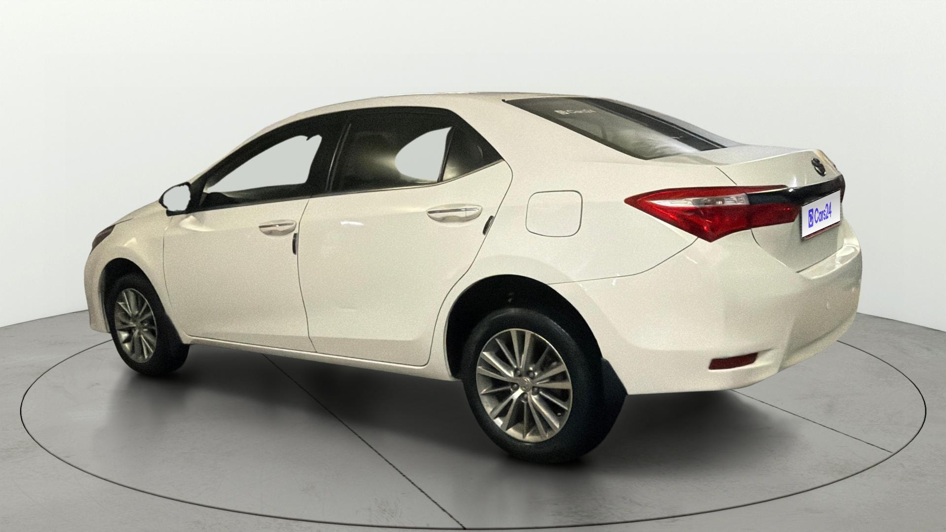 View 2016 Toyota Corolla Altis 1.8 VL AT Image 2 Used 2016 Toyota Corolla Altis 1.8 VL AT Image 2