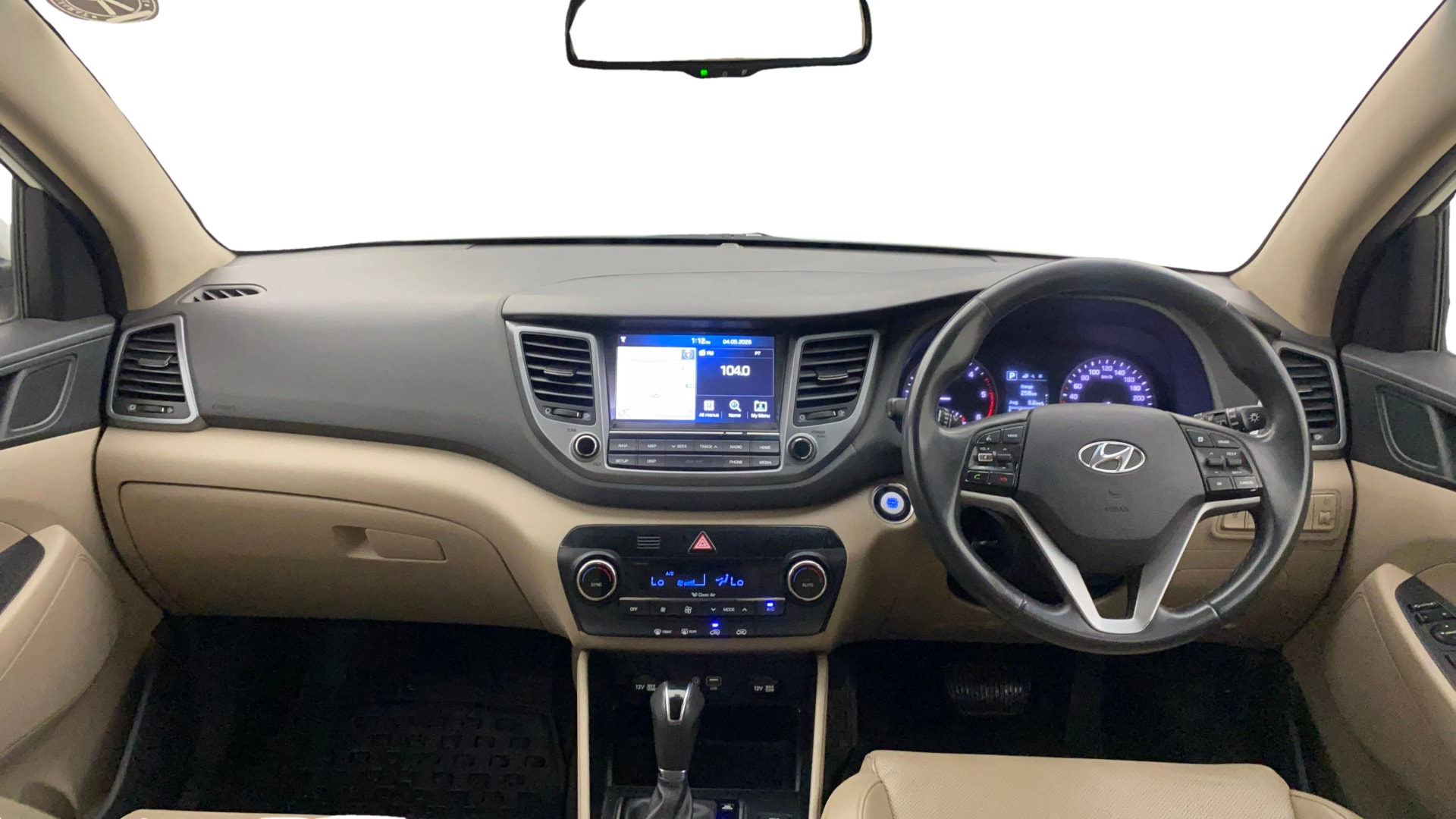 View 2018 Hyundai Tucson R 2.0 6-Speed Automatic GL BS IV Image 31 Used 2018 Hyundai Tucson R 2.0 6-Speed Automatic GL BS IV Image 31