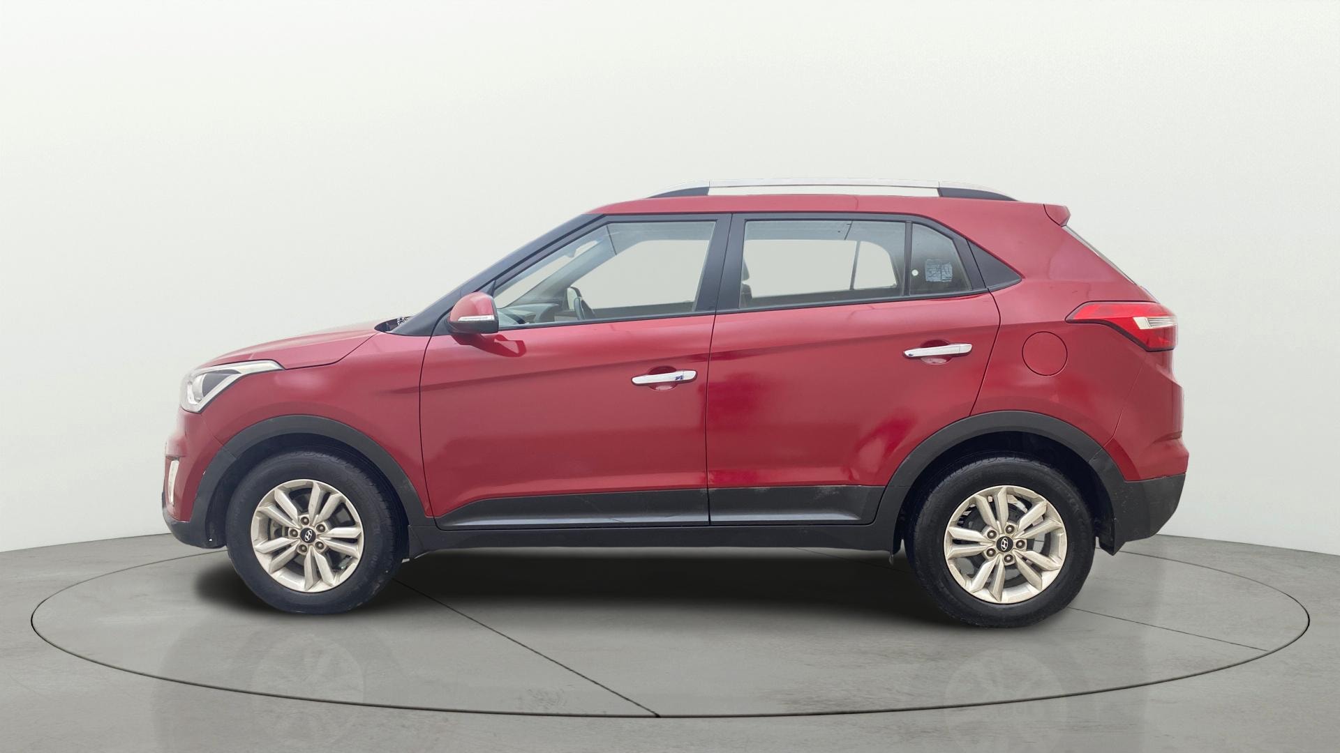 View 2016 Hyundai Creta 1.6 SX Plus Petrol Image 5 Used 2016 Hyundai Creta 1.6 SX Plus Petrol Image 5