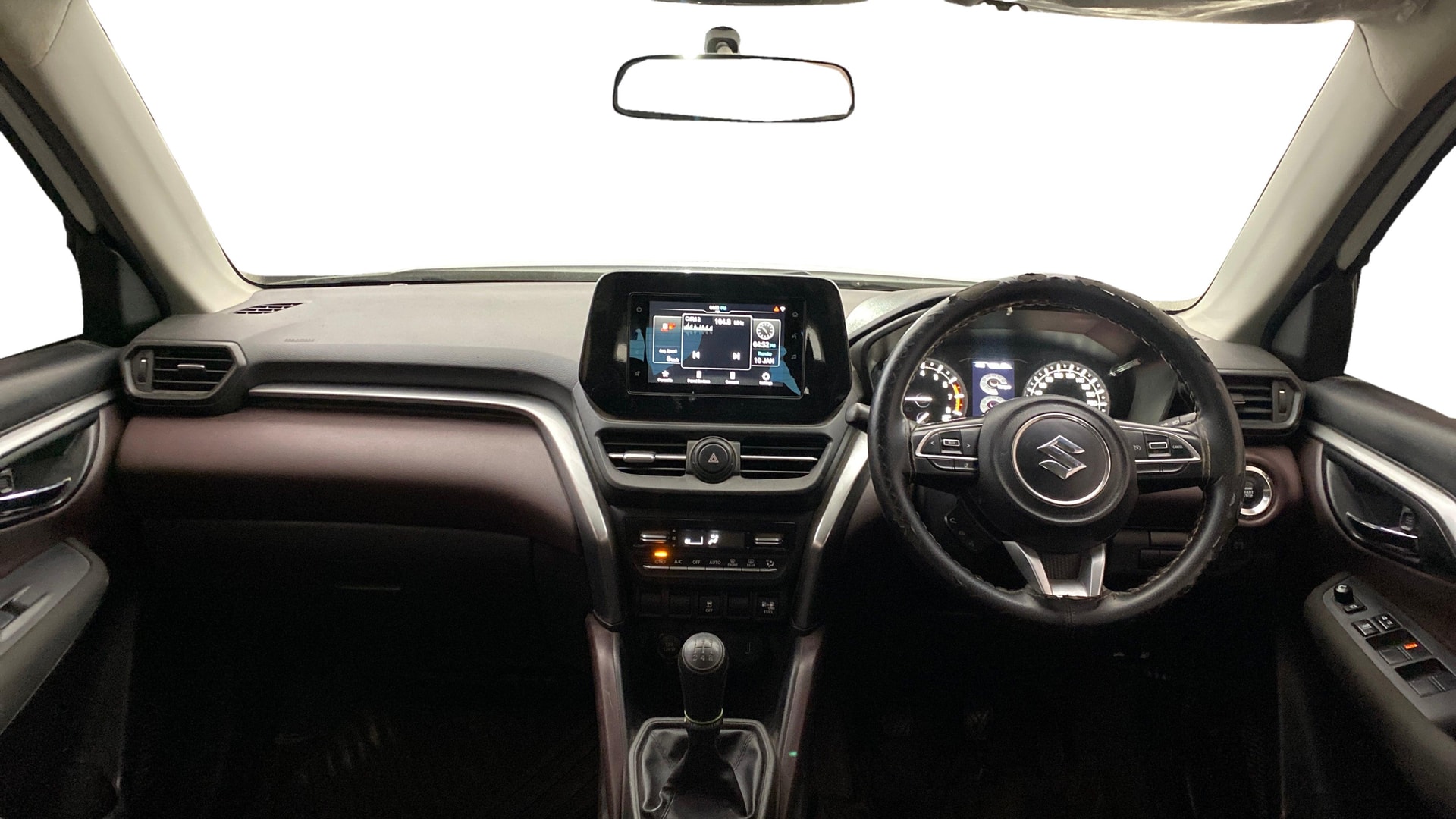 View 2023 Maruti Suzuki 1000 Base Variant Image 15 Used 2023 Maruti Suzuki 1000 Base Variant Image 15