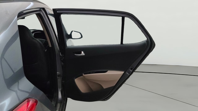 View Hyundai Grand i10 Image 7 Used Hyundai Grand i10 Image 7