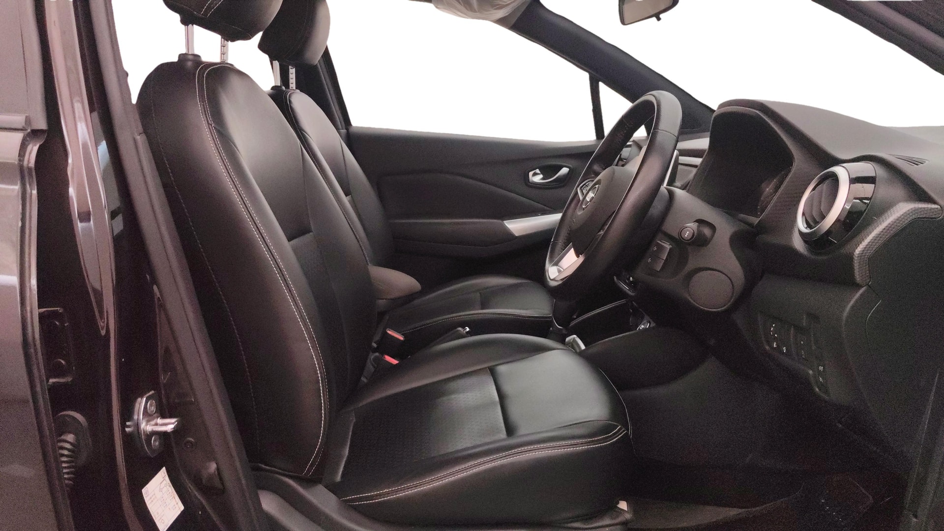 View 2021 Nissan Kicks 1.3 Turbo XV Premium CVT Image 26 Used 2021 Nissan Kicks 1.3 Turbo XV Premium CVT Image 26
