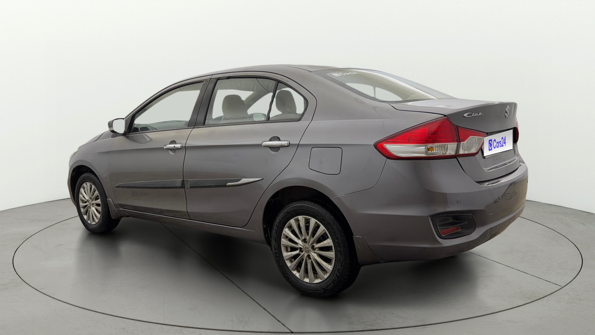 View 2018 Maruti Suzuki 1000 Base Variant Image 2 Used 2018 Maruti Suzuki 1000 Base Variant Image 2