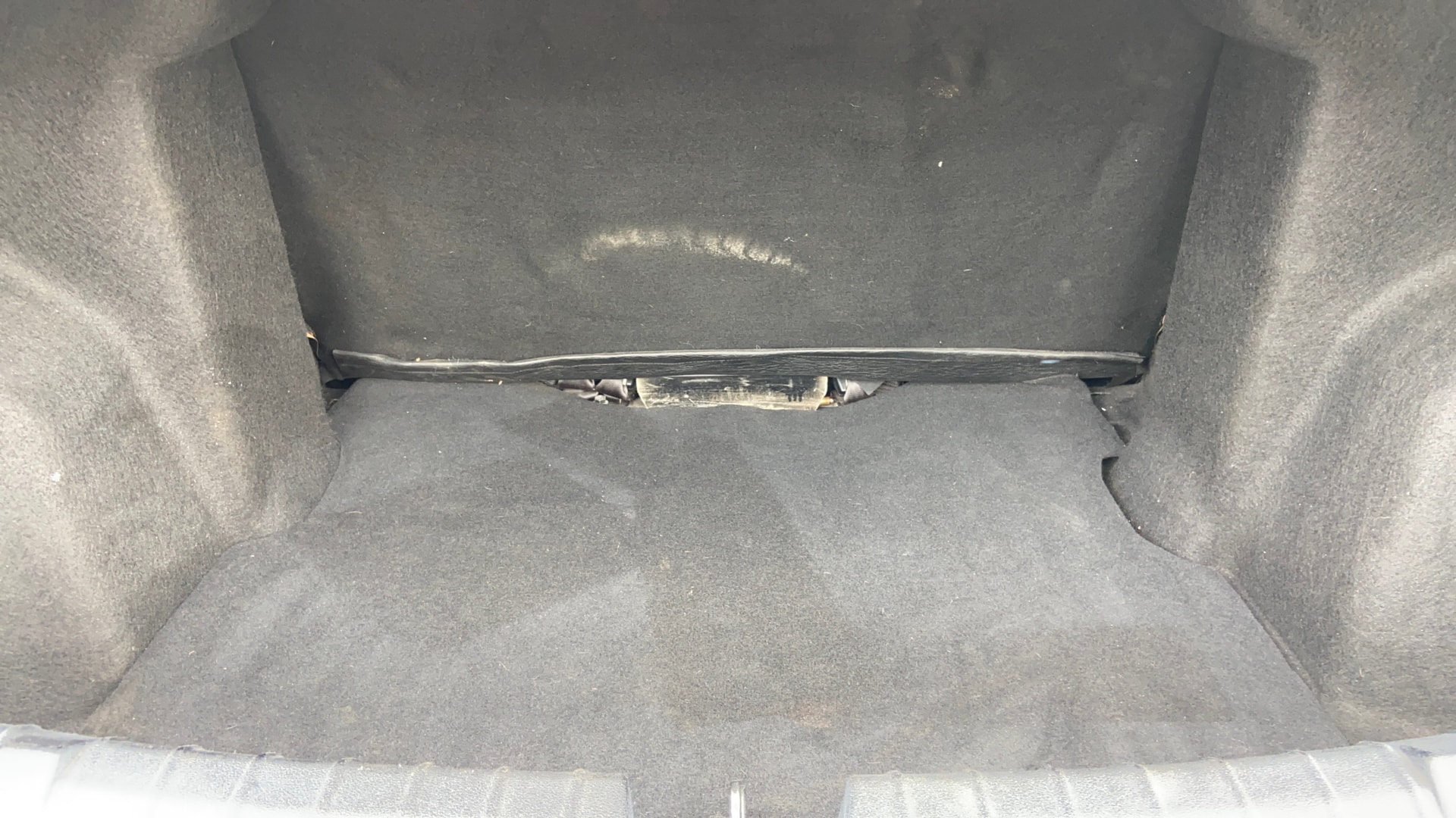View 2022 Tata Tigor XE Diesel Image 38 Used 2022 Tata Tigor XE Diesel Image 38