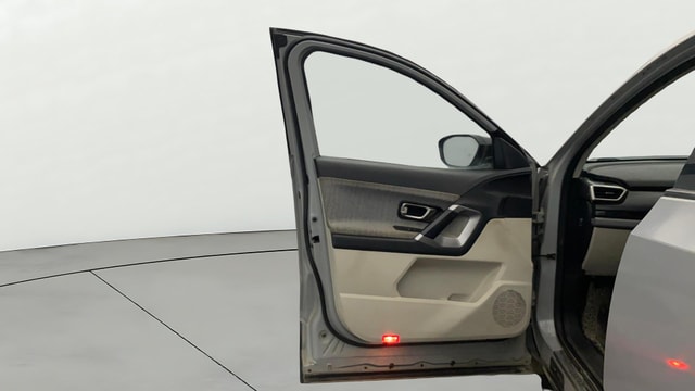 View Tata Safari Image 40 Used Tata Safari Image 40