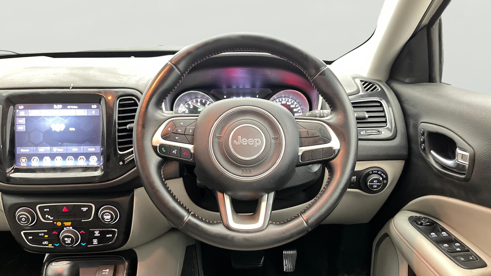 View 2019 Jeep Compass Limited Plus AT Image 12 Used 2019 Jeep Compass Limited Plus AT Image 12