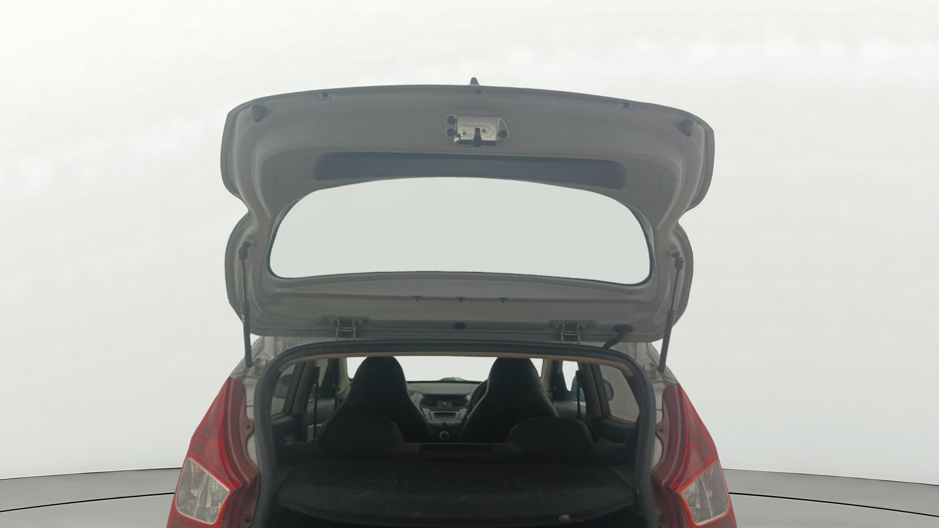View 2014 Hyundai EON Magna Plus Image 16 Used 2014 Hyundai EON Magna Plus Image 16