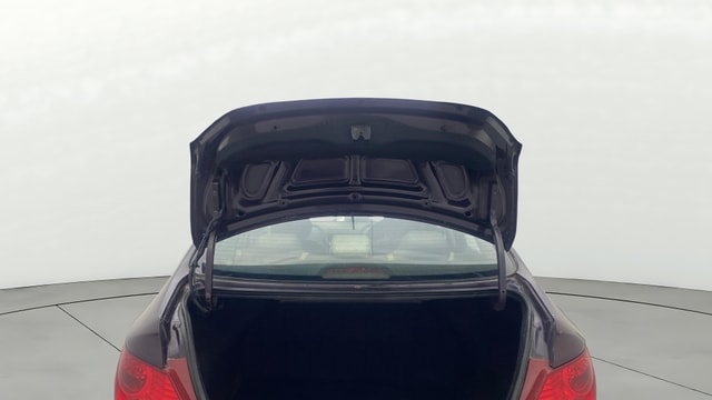 View Hyundai Fluidic Verna Image 16 Used Hyundai Fluidic Verna Image 16