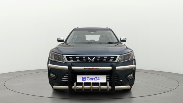 View Mahindra XUV300 Image 1 Used Mahindra XUV300 Image 1